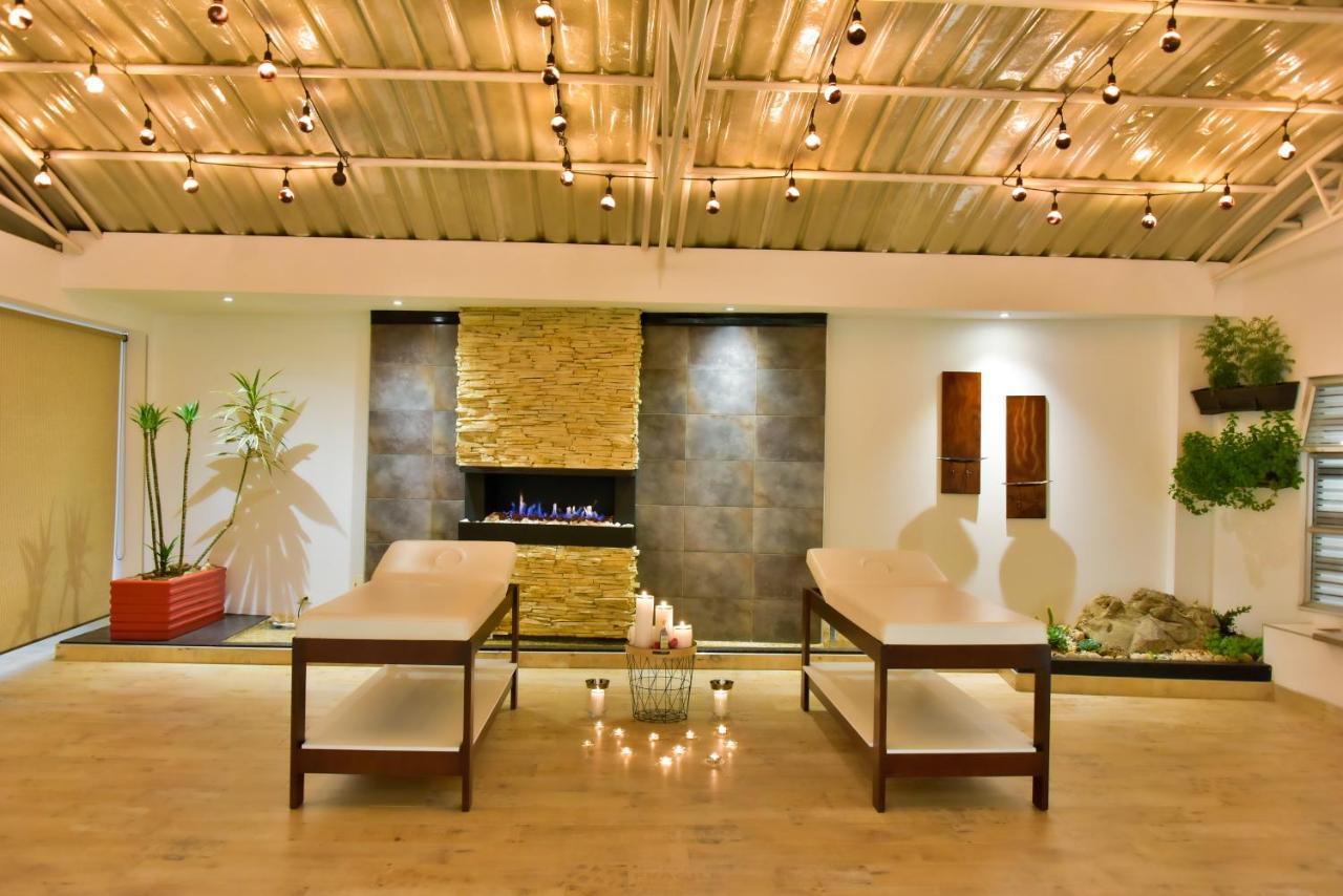 Casa Lua Hotel
